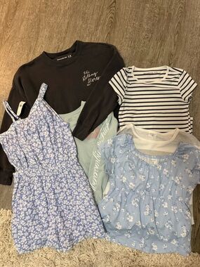 abercrombie kids Black Pullover & Blue Floral Top and Dress Set